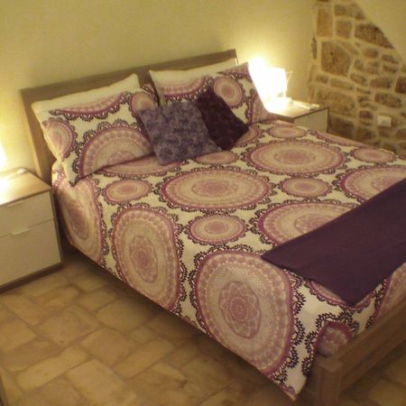 Bed and Breakfast La Grotta Мезаньє Екстер'єр фото